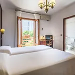 Отель Capanna D'oro Dependance 3*