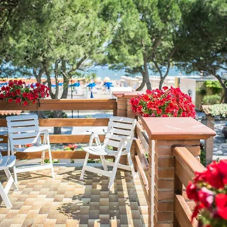 Capanna D'oro Dependance Otel 3*