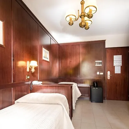 Hotel Capanna D'oro Dependance 3*
